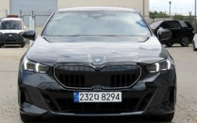 수원중고자동차문의 5시리즈 (G60) 530e 매물 사진 17 - 2024/07 14,993km
