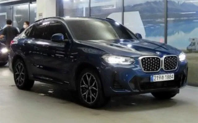 수원중고자동차문의 X4 (G02) xDrive 20i M 스포츠 프로 매물 사진 4 - 2023/02 99,727km